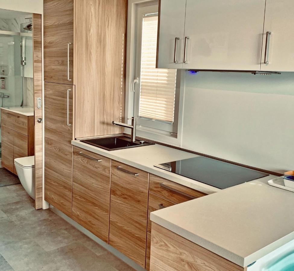 Bonita Houseboat Apartment Portorose Экстерьер фото